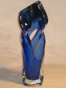 Contemporary blue vase glass art sculpture repaired by Michael Bokrosh Contemporary blue vase glass art sculpture repaired by Michael Bokrosh
